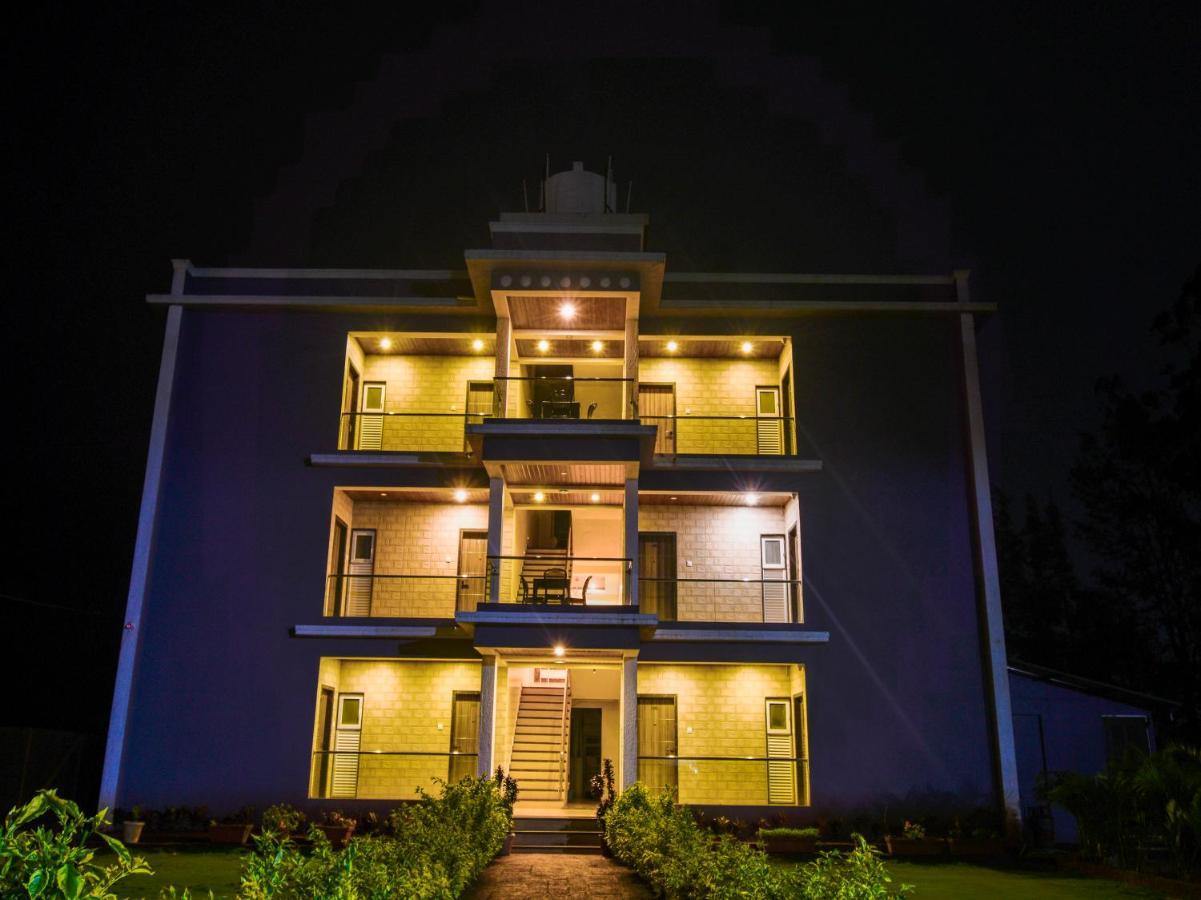 Treebo Trend Prince Palace Panchgani Hotel Екстериор снимка
