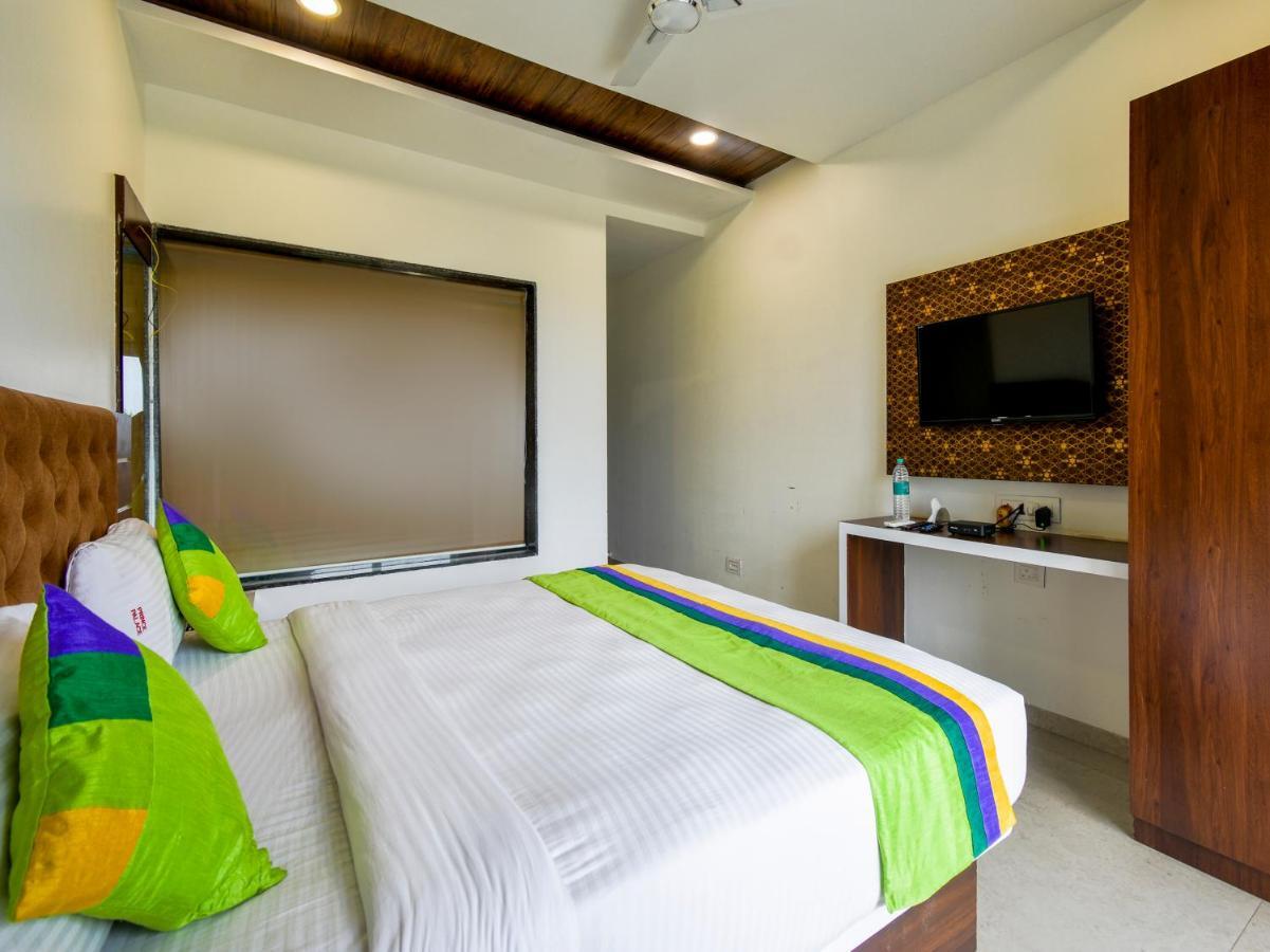 Treebo Trend Prince Palace Panchgani Hotel Екстериор снимка