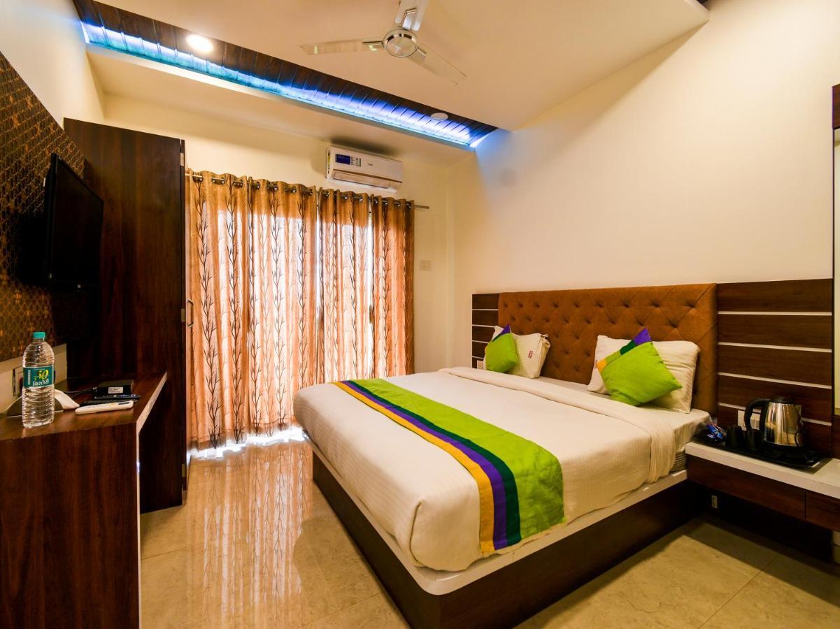 Treebo Trend Prince Palace Panchgani Hotel Екстериор снимка